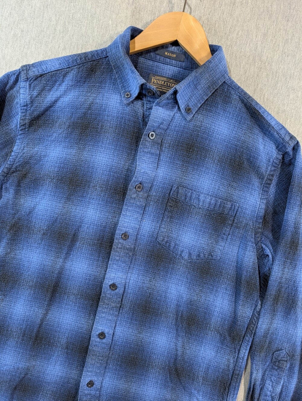 Pendleton Mason Flannel Plaid Shirt Men's Medium Blue Black Cotton